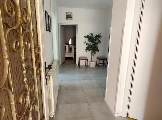 Ana Apartmán